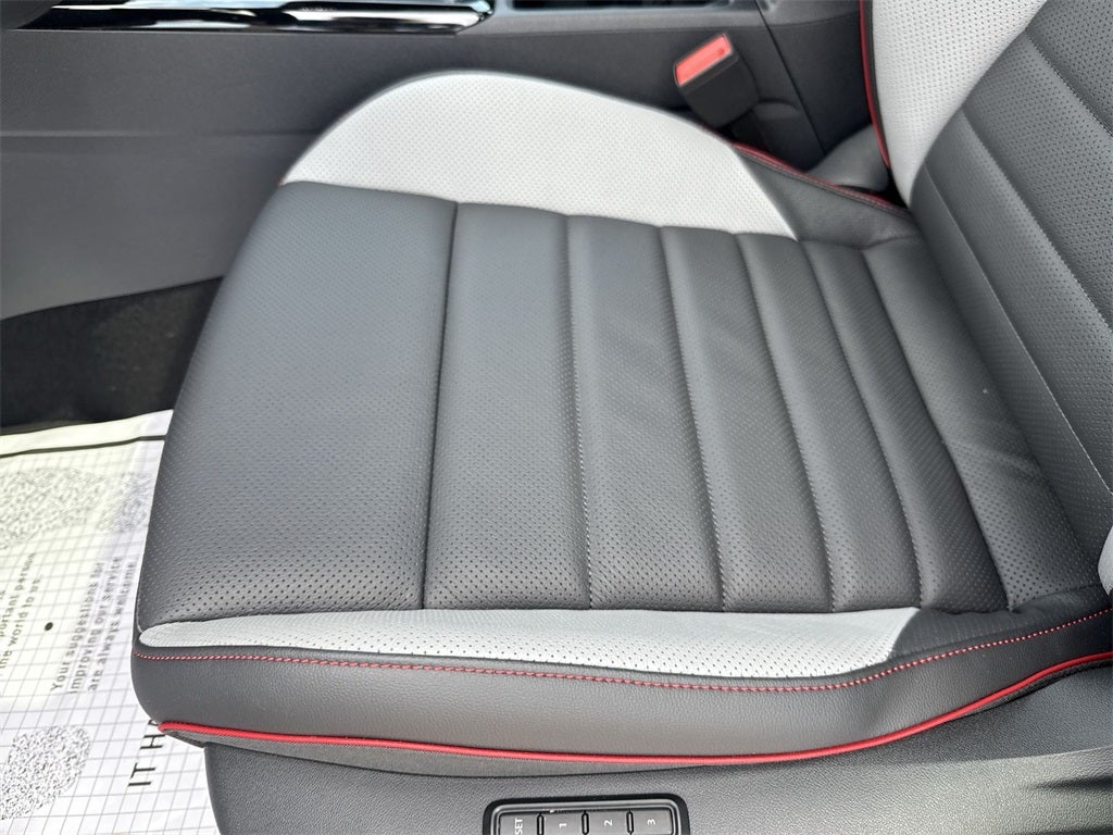 2025 Volkswagen Golf GTI Autobahn