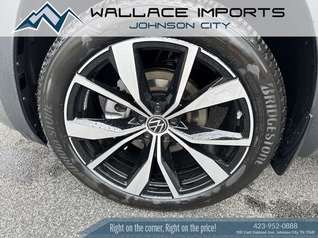 2026 Volkswagen Atlas Cross Sport 2.0T SEL Premium R-Line