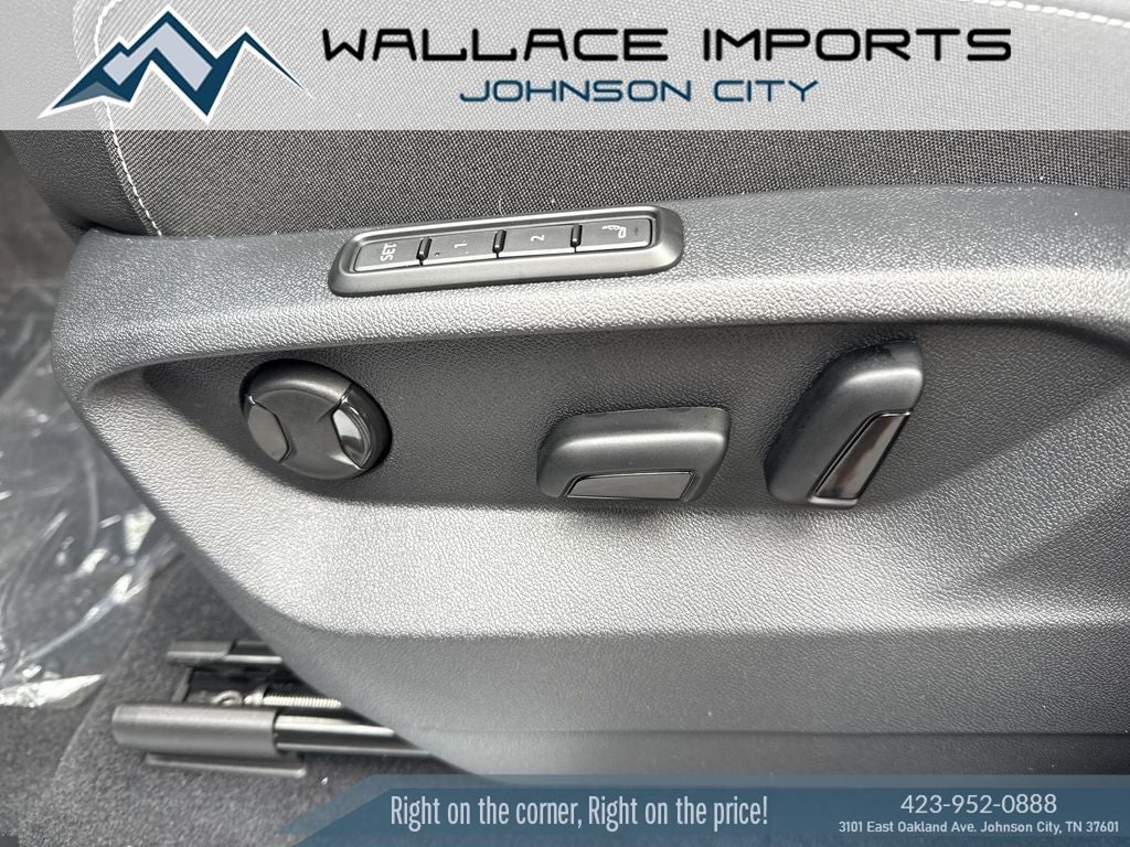 2026 Volkswagen Atlas Cross Sport SEL Premium R-Line