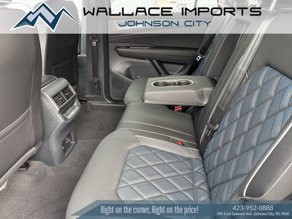 2026 Volkswagen Atlas Cross Sport SEL Premium R-Line