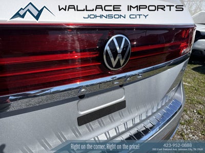 2025 Volkswagen Atlas 2.0T SE w/Technology