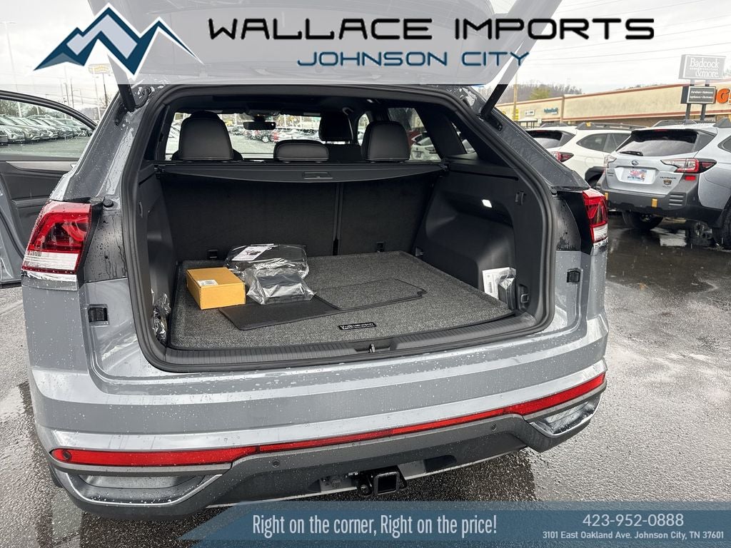 2026 Volkswagen Atlas Cross Sport 2.0T SE w/Technology