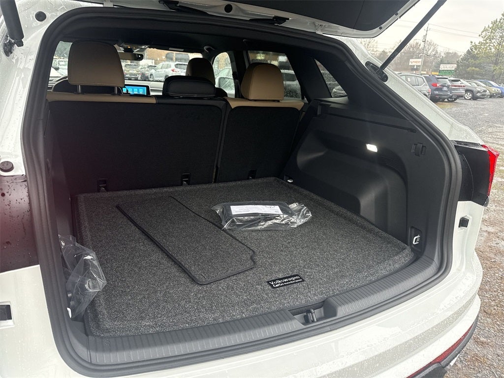 2026 Volkswagen Atlas Cross Sport 2.0T SE