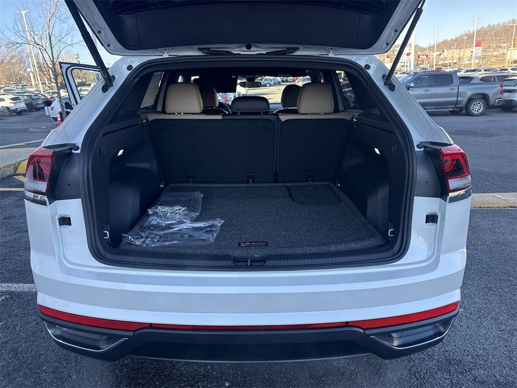 2026 Volkswagen Atlas Cross Sport 2.0T SE