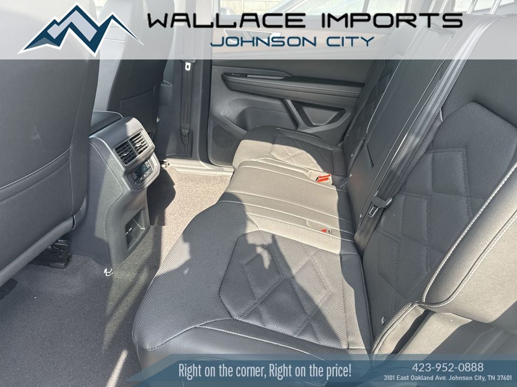 2026 Volkswagen Atlas 2.0T SE