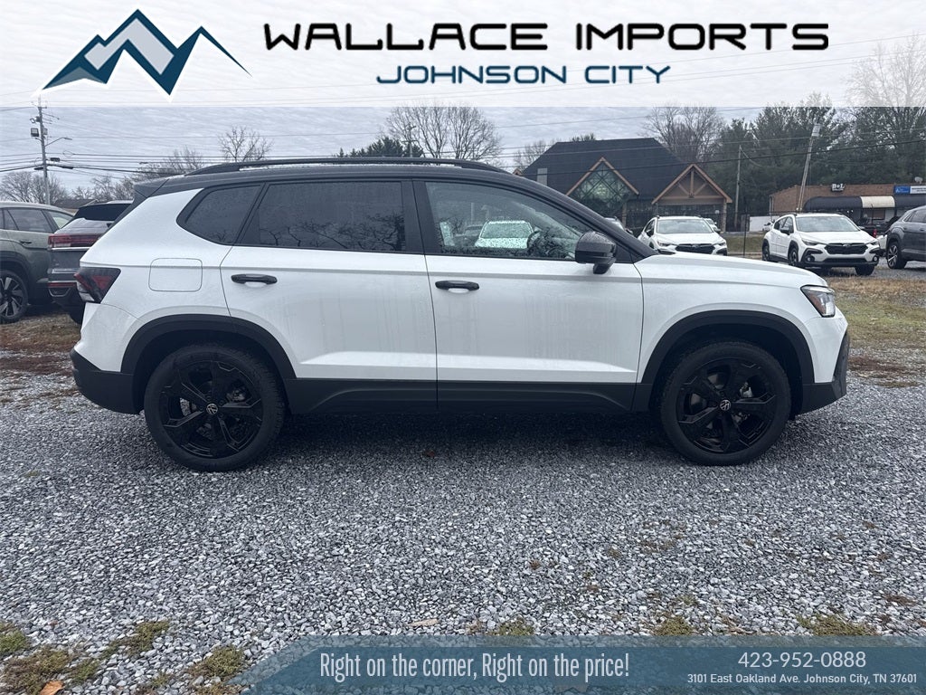 2026 Volkswagen Taos 1.5T SE Black