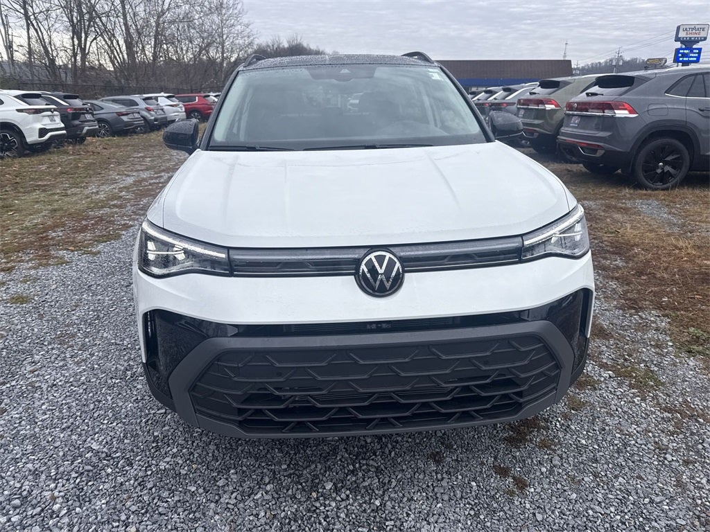 2026 Volkswagen Taos 1.5T SE Black