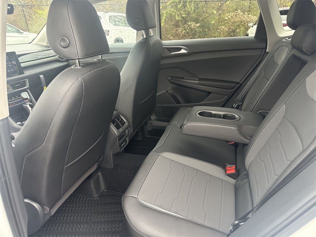 2026 Volkswagen Taos 1.5T SE Black