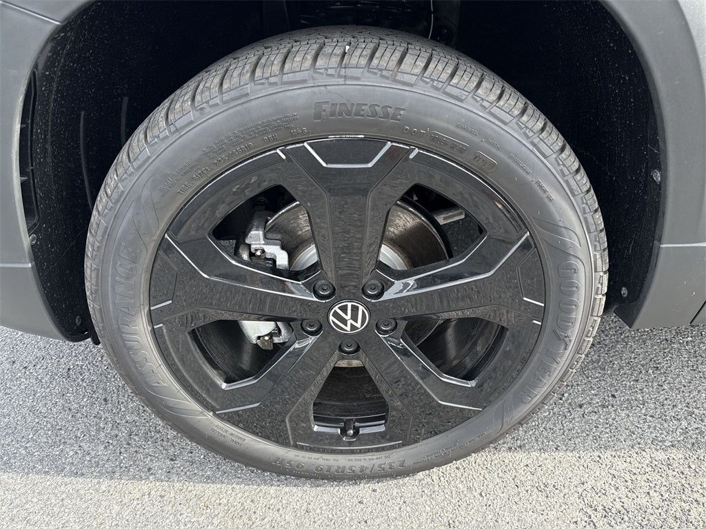 2025 Volkswagen Taos 1.5T SEL