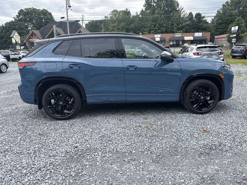 2025 Volkswagen Tiguan 2.0T SE R-Line Black