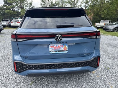 2025 Volkswagen Tiguan 2.0T SE R-Line Black