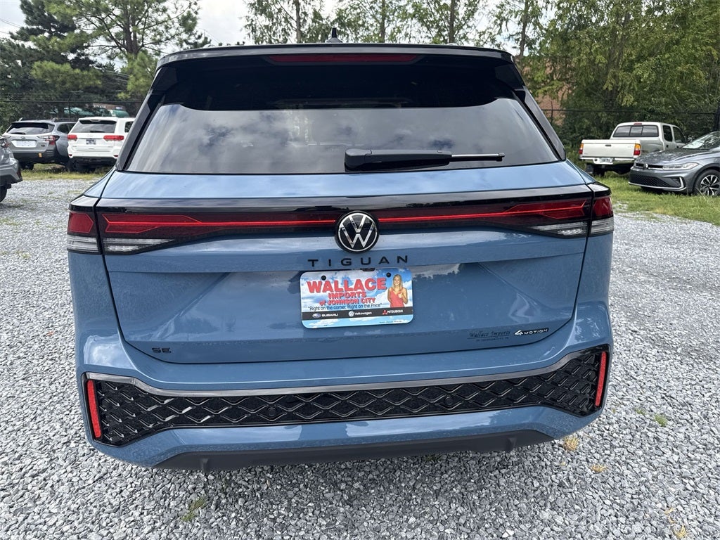 2025 Volkswagen Tiguan 2.0T SE R-Line Black