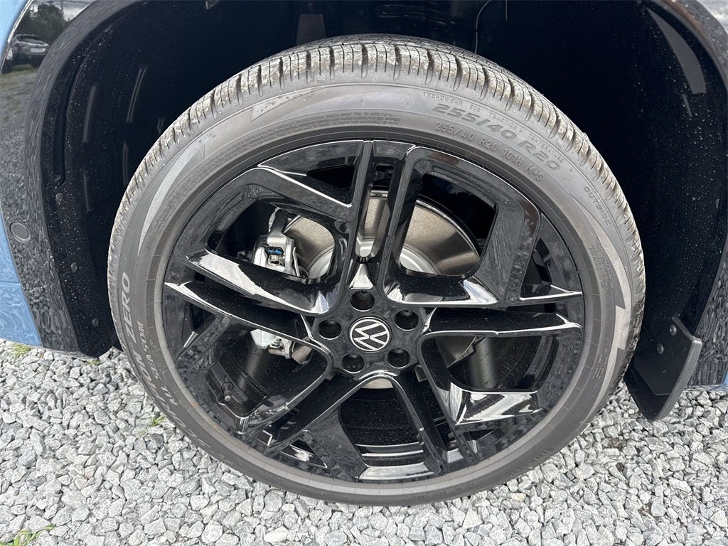 2025 Volkswagen Tiguan 2.0T SE R-Line Black