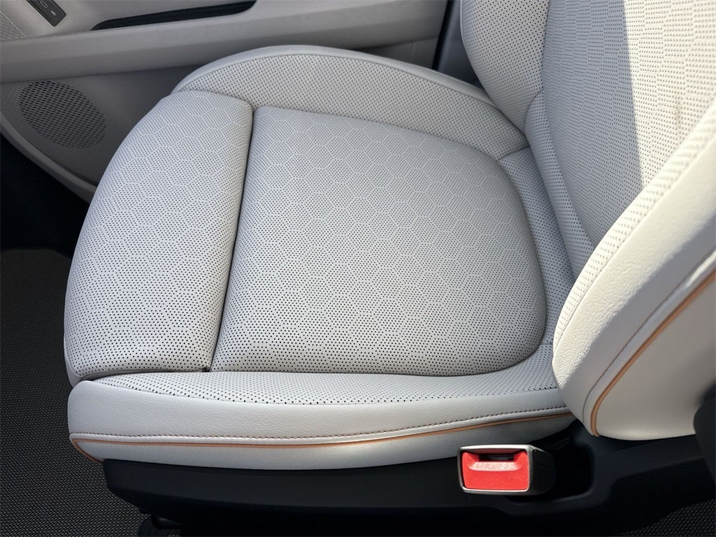 2025 Volkswagen ID. Buzz Pro S Plus