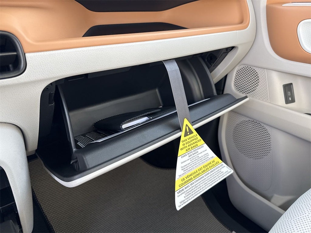 2025 Volkswagen ID. Buzz Pro S Plus