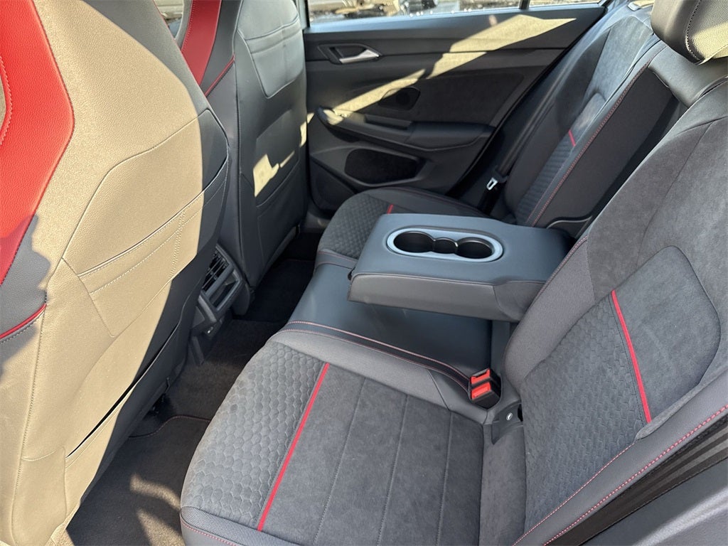 2025 Volkswagen Golf GTI 2.0T SE