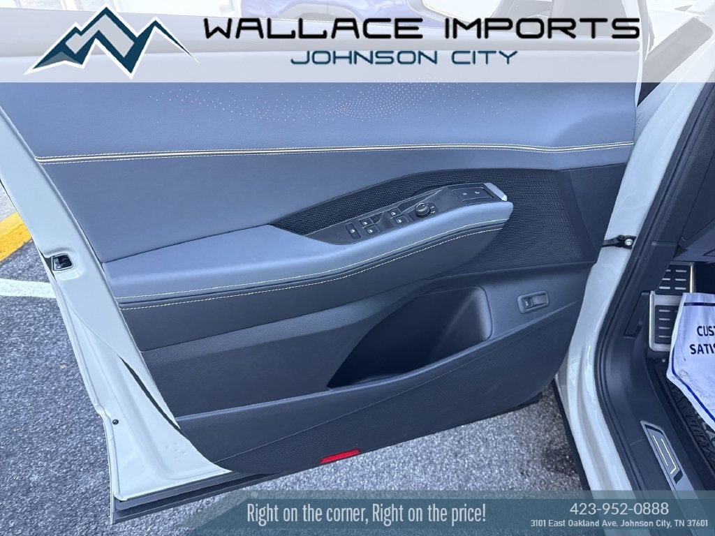 2027 Volkswagen Atlas SEL R-Line