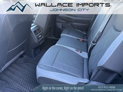 2027 Volkswagen Atlas SEL R-Line