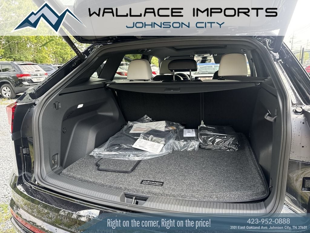 2026 Volkswagen Atlas Cross Sport SEL Premium R-Line