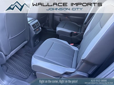2027 Volkswagen Atlas 2.0T SE w/ Technology