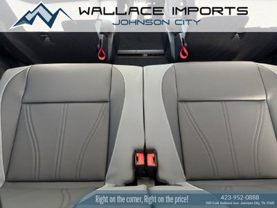 2027 Volkswagen Atlas 2.0T SE w/ Technology