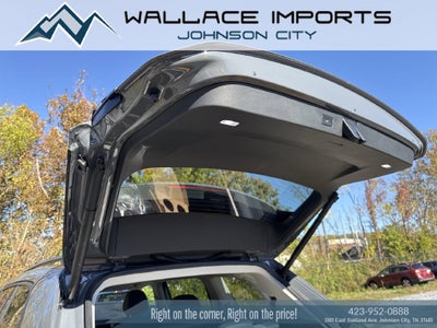 2027 Volkswagen Atlas 2.0T SE w/ Technology