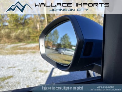 2027 Volkswagen Atlas 2.0T SE w/ Technology