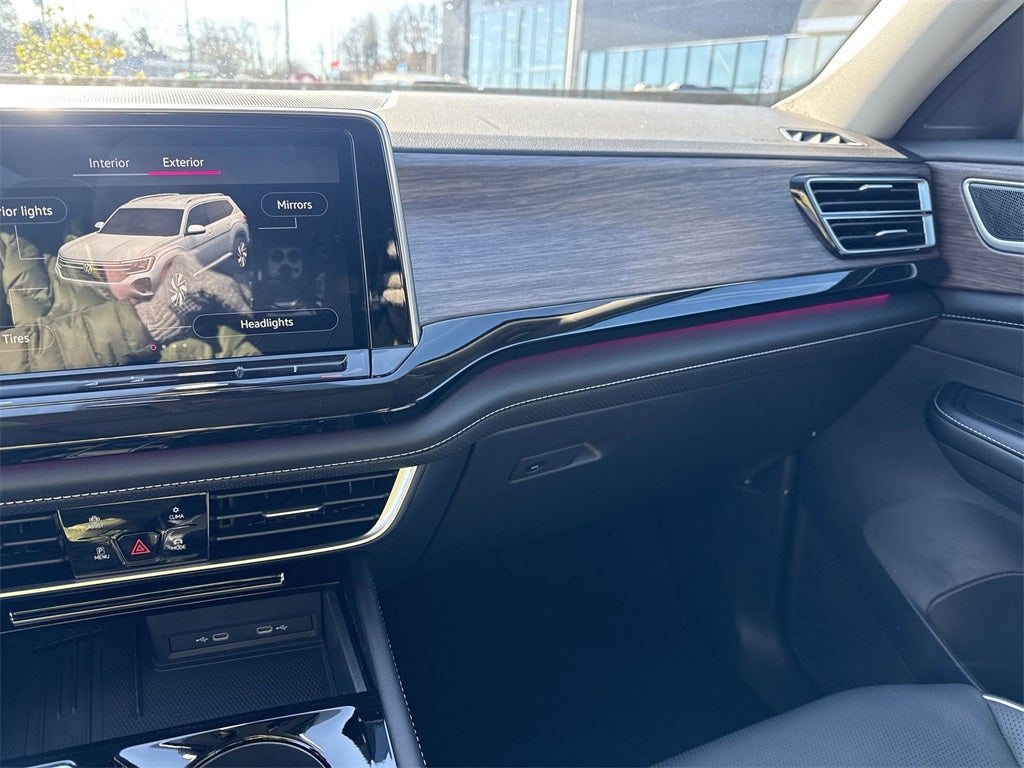 2026 Volkswagen Atlas 2.0T SEL Premium R-Line