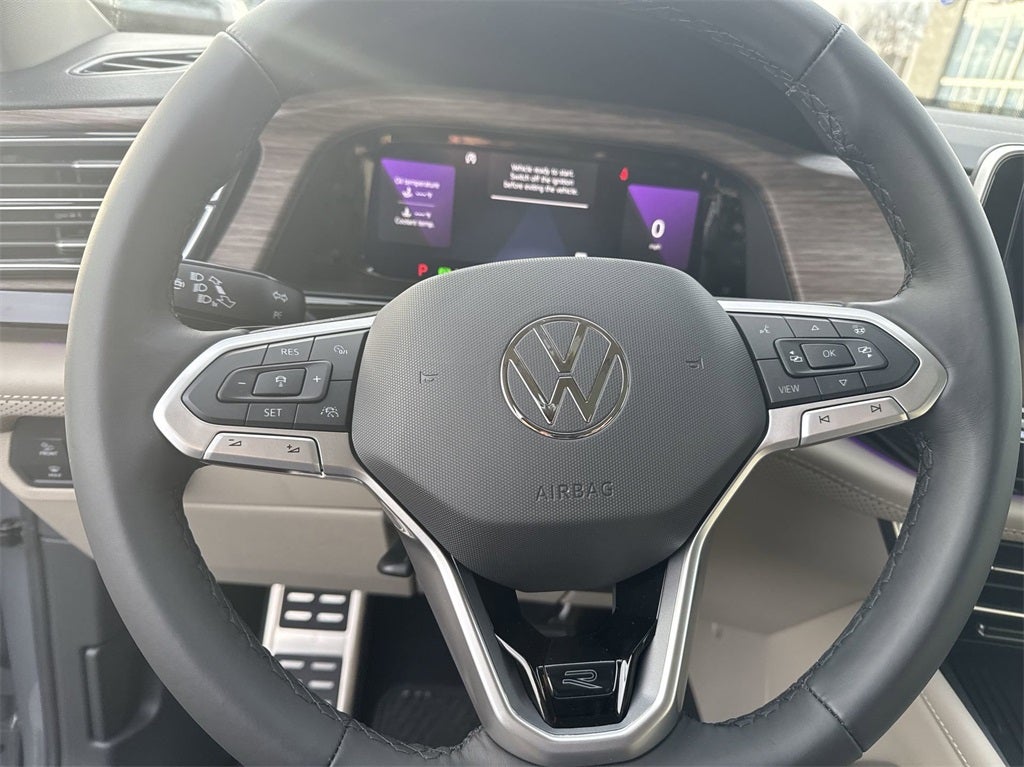 2025 Volkswagen Atlas 2.0T SEL Premium R-Line