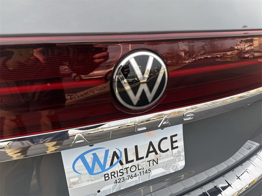 2025 Volkswagen Atlas 2.0T SEL Premium R-Line