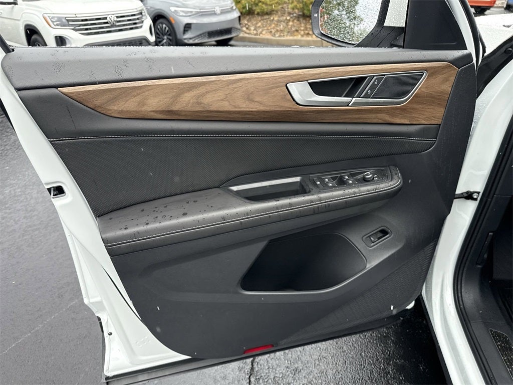 2026 Volkswagen Atlas 2.0T SE w/ Technology