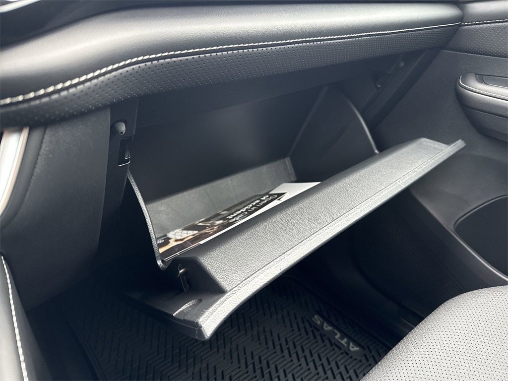 2026 Volkswagen Atlas 2.0T SE w/ Technology