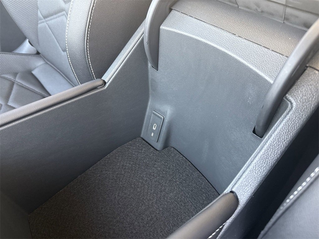 2026 Volkswagen Atlas 2.0T SE w/ Technology