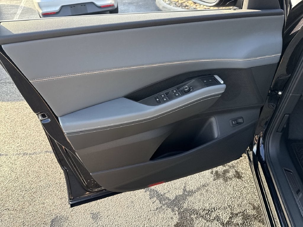2027 Volkswagen Atlas SE w/Technology
