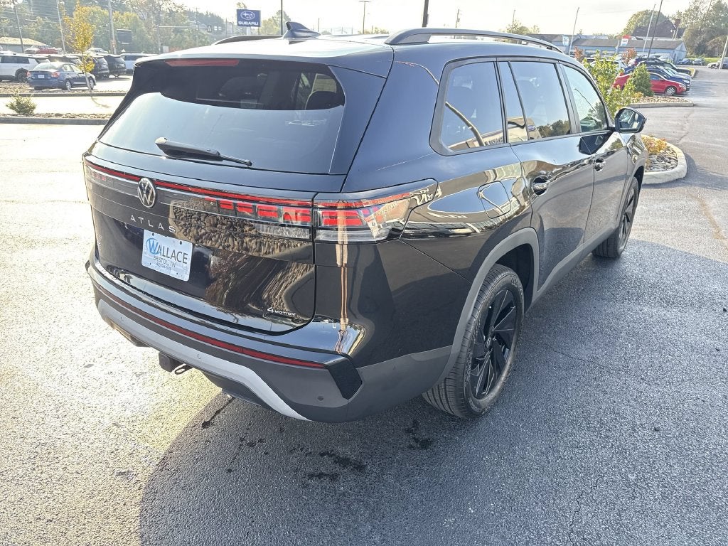 2027 Volkswagen Atlas SE w/Technology