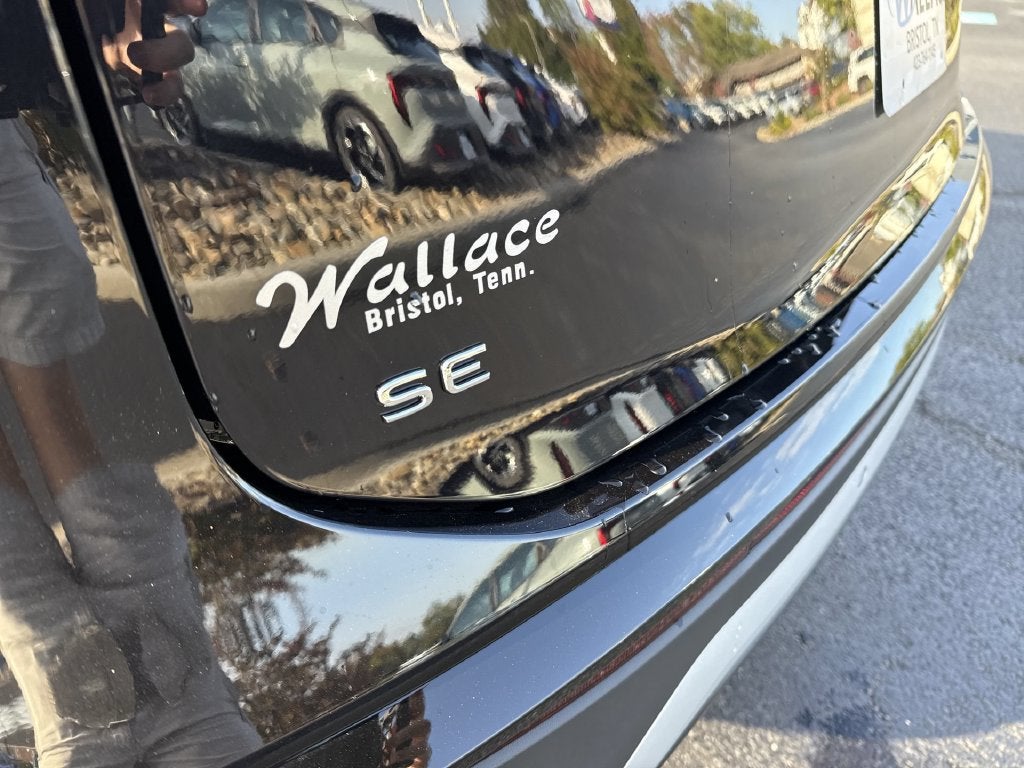 2027 Volkswagen Atlas SE w/Technology