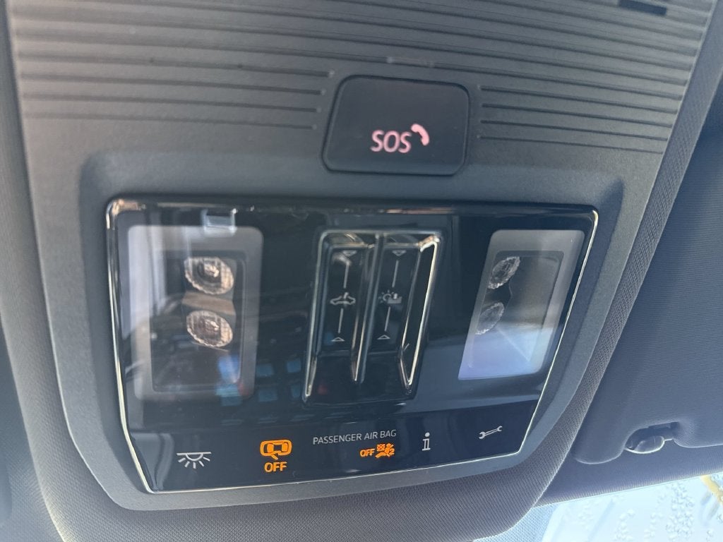 2026 Volkswagen Atlas Cross Sport SE w/Technology