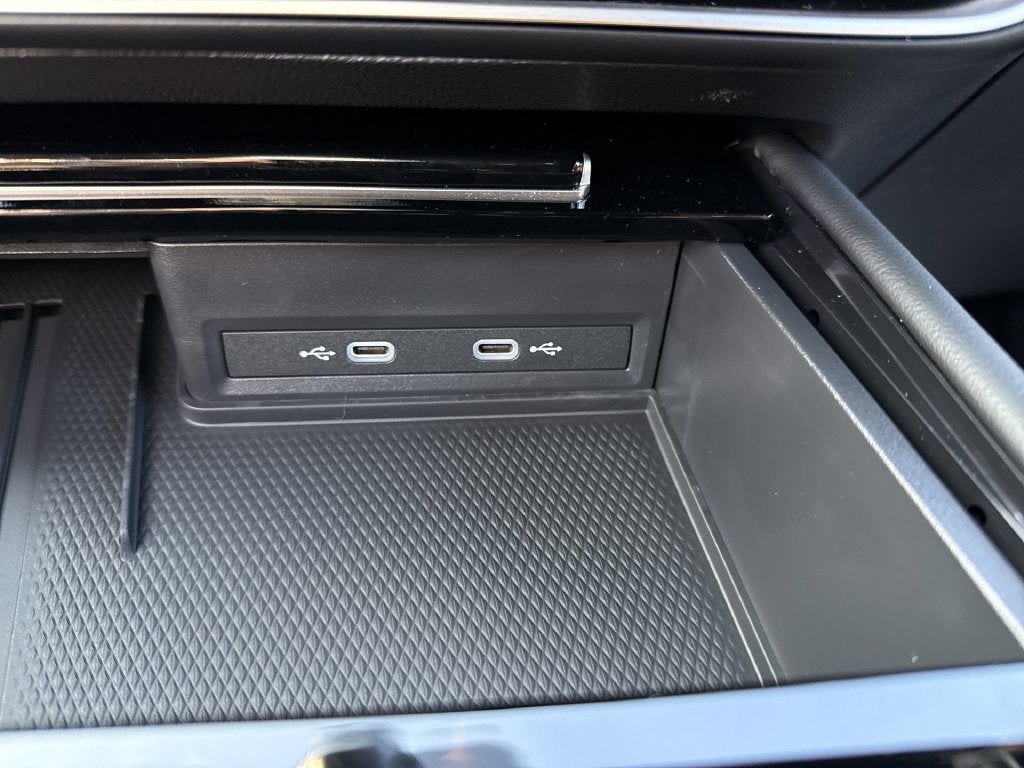 2026 Volkswagen Atlas Cross Sport SE w/Technology