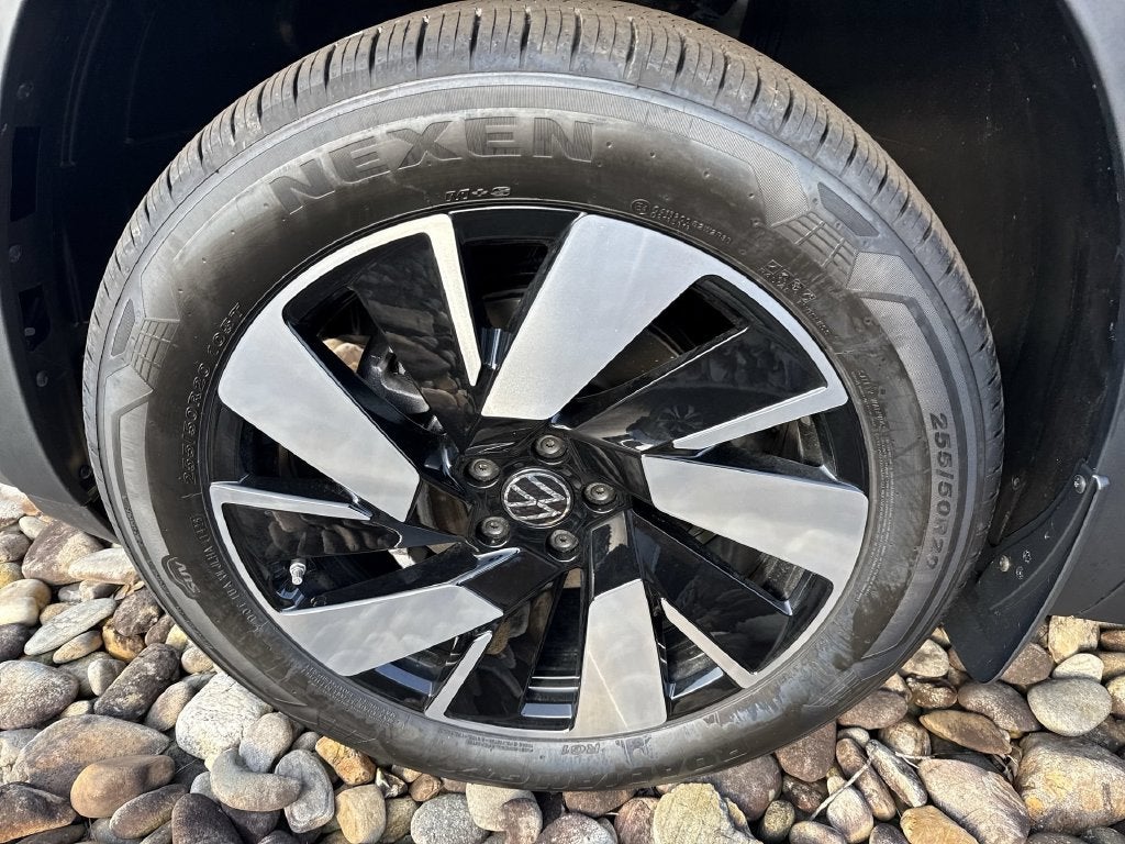 2026 Volkswagen Atlas Cross Sport SE w/Technology
