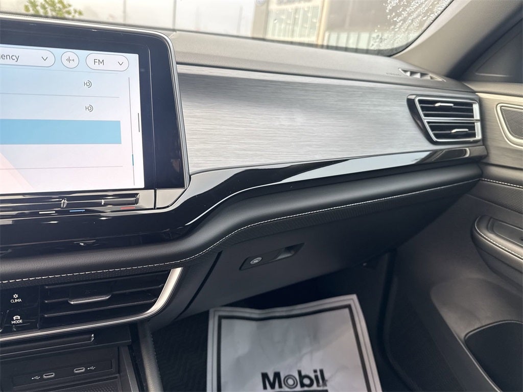 2026 Volkswagen Atlas Cross Sport 2.0T SE