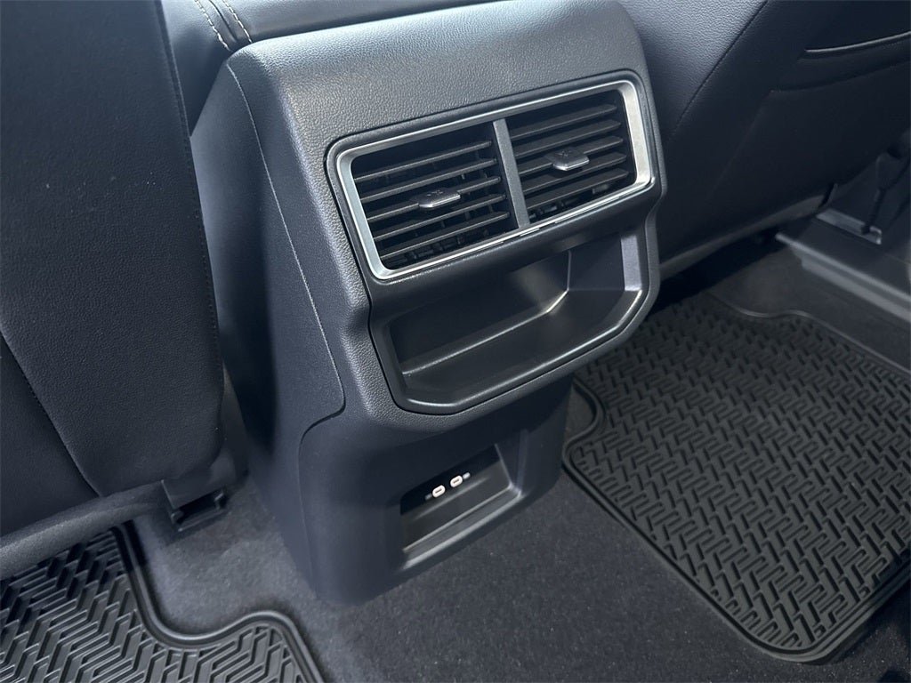 2025 Volkswagen Atlas Cross Sport 2.0T SE