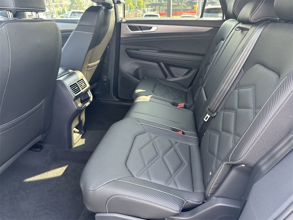 2025 Volkswagen Atlas Cross Sport 2.0T SE