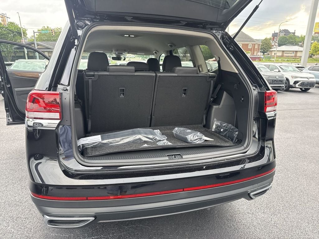 2026 Volkswagen Atlas 2.0T SE