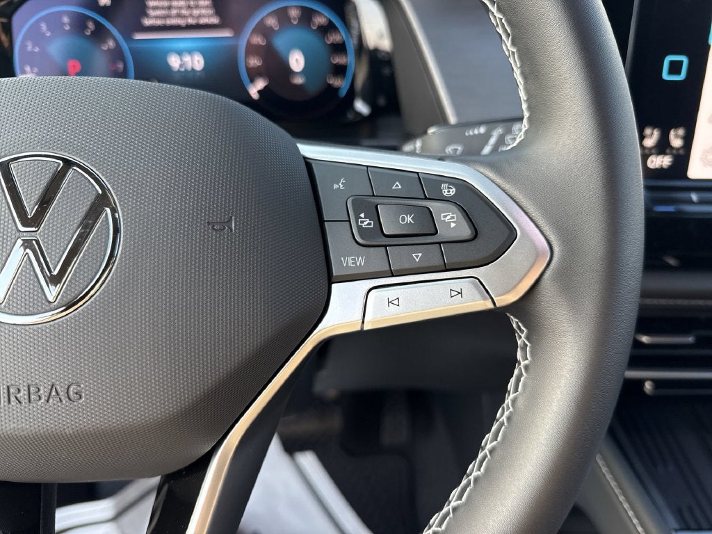 2026 Volkswagen Atlas Cross Sport SE w/Technology