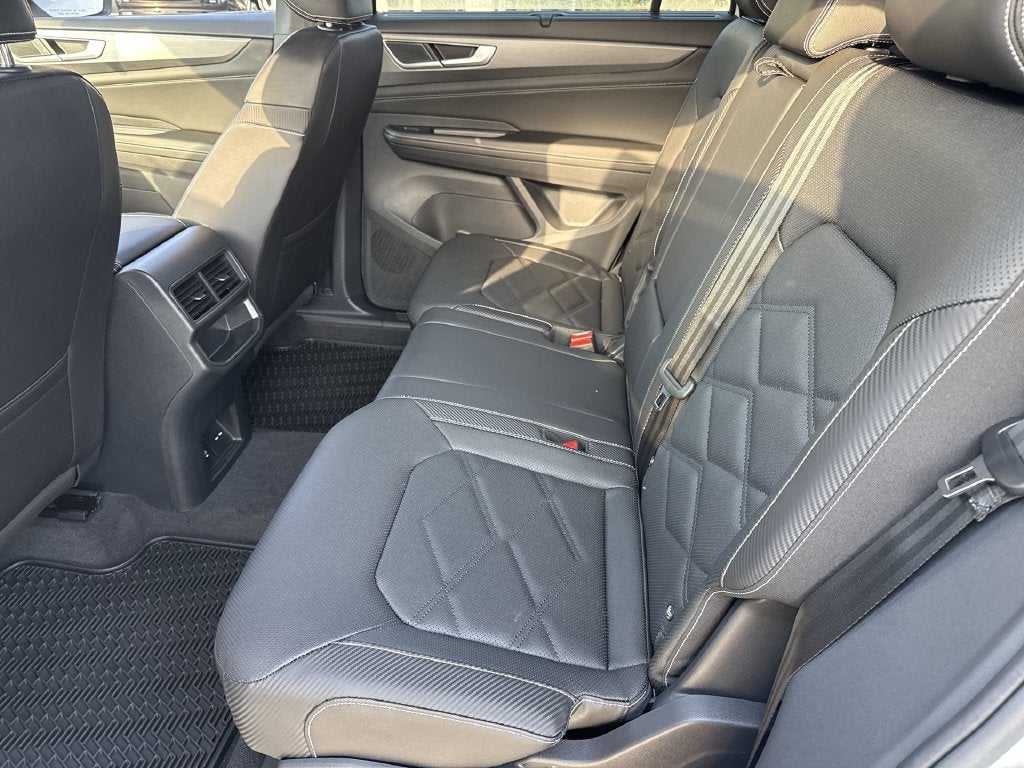 2026 Volkswagen Atlas Cross Sport SE w/Technology