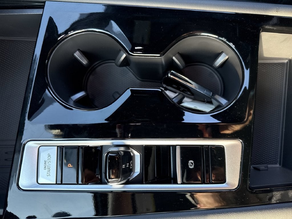2026 Volkswagen Atlas Cross Sport SE w/Technology