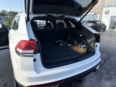 2026 Volkswagen Atlas Cross Sport SE w/Technology