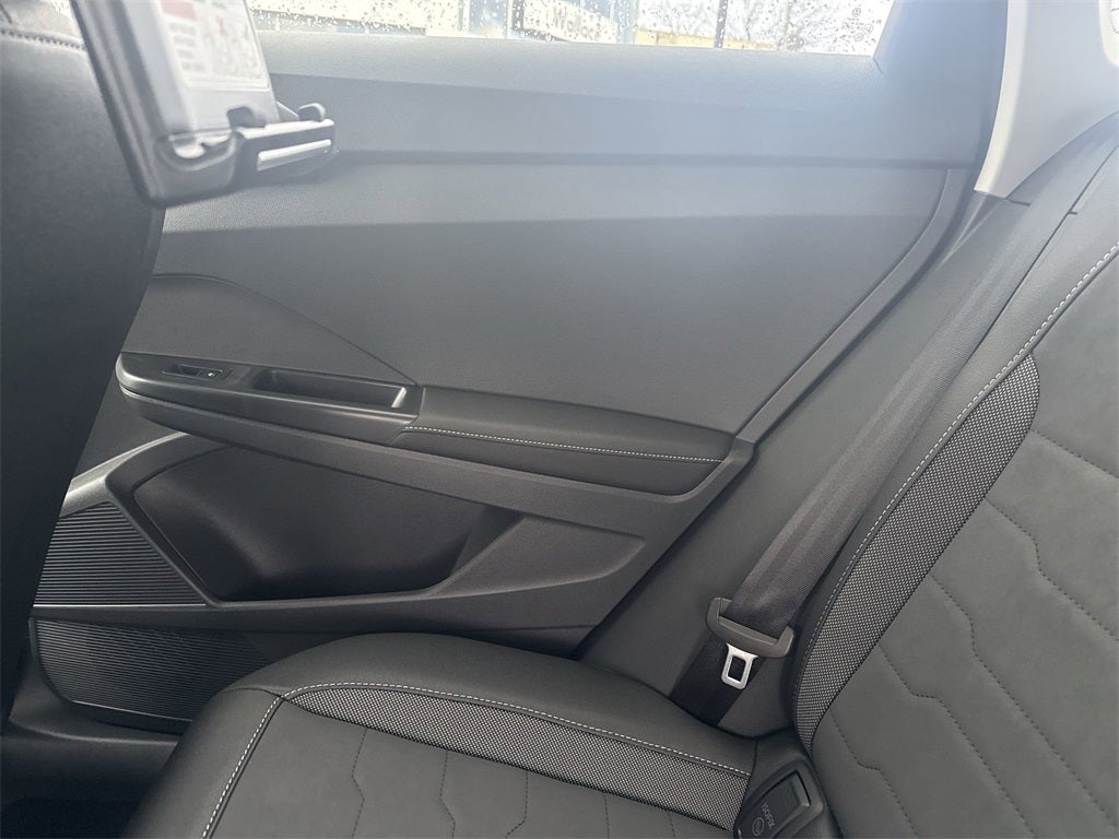 2026 Volkswagen Taos 1.5T SE Black