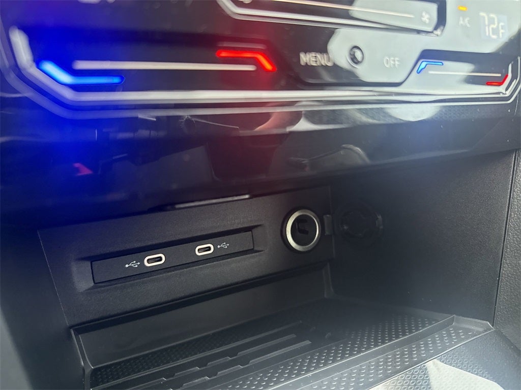 2026 Volkswagen Taos 1.5T SE Black