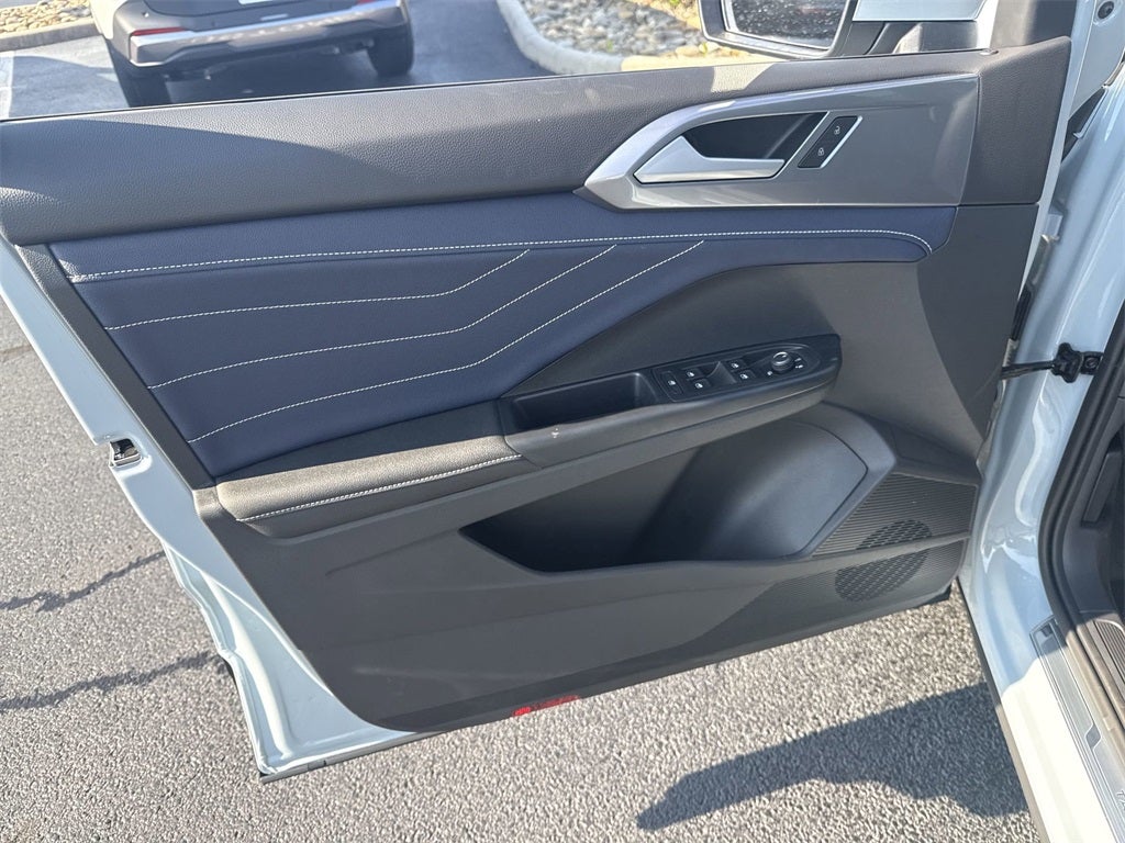 2025 Volkswagen Taos 1.5T SEL